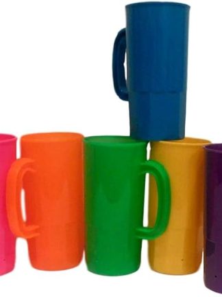 Пивные кружки Jean's Plastics, вместимость 22 унции (до краев), 6 штук, 6 разных цветов, очень прочные, яркие цвета.
