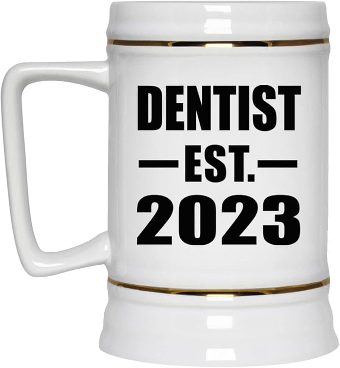 Designsify Gifts, Стоматолог, Основана в 2023 году, Керамическая кружка-бокал для пива объемом 22 унции с ручкой, подходит для заморозки — для дня рождения, годовщины, Рождества, Дня матери, Дня отца, вечеринки, для мужчин, женщин, для него и для нее.