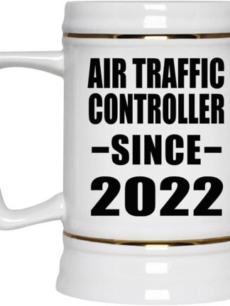 Подарки от Designsify, авиадиспетчер с 2022 года, керамическая кружка-бокал объемом 22 унции с ручкой для заморозки — для дня рождения, годовщины, Рождества, Дня матери, Дня отца, вечеринки, для мужчин, женщин и него.