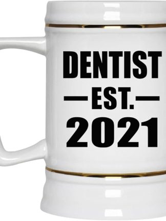 Designsify Gifts, Стоматолог, Основана в 2021 году, Керамическая кружка-бокал для пива объемом 22 унции с ручкой, подходит для заморозки — для дня рождения, годовщины, Рождества, Дня матери, Дня отца, вечеринки, для мужчин, женщин, для него и для нее.