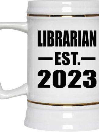 Designsify Gifts, Библиотекарь, Основана в 2023 году, Керамическая кружка-бокал для пива объемом 22 унции с ручкой, подходит для заморозки — для дня рождения, годовщины, Рождества, Дня матери, Дня отца, вечеринки, для мужчин, женщин и него.