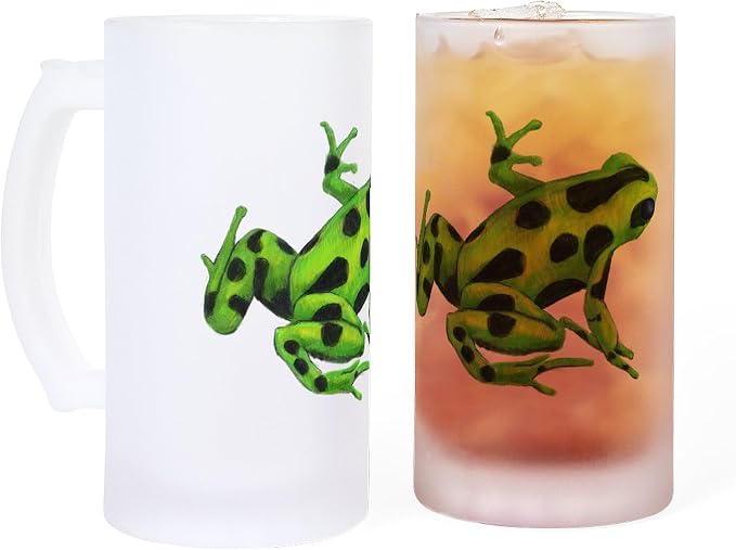 Кружка для пива CafePress Green Dart Frog Frosted Stein объемом 16 унций (473 мл) из матового стекла.