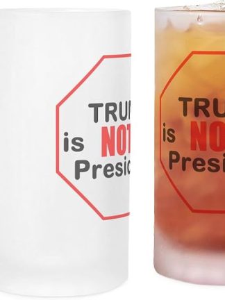 CafePress Трамп — НЕ мой президент. Матовая пивная кружка объемом 16 унций.