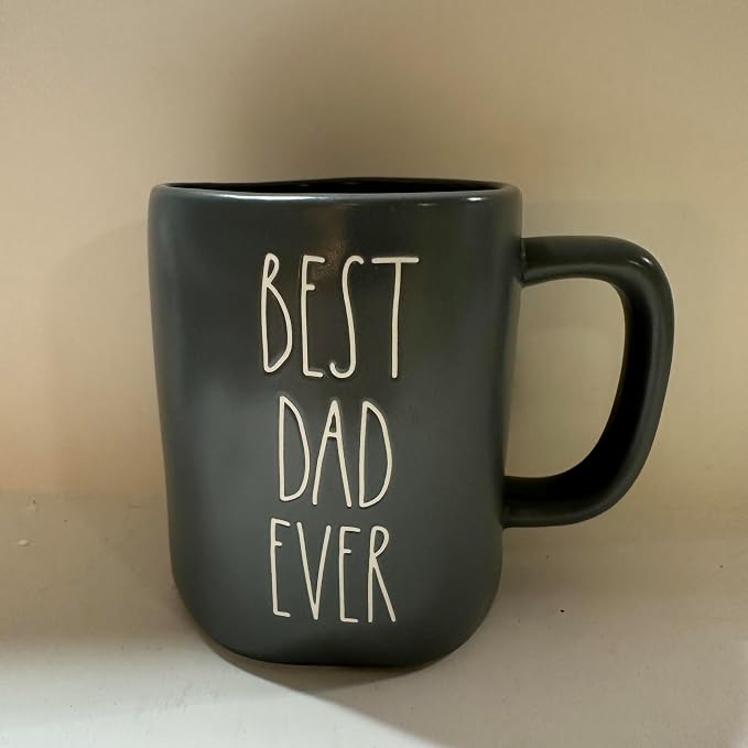 Кружка для кофе Rae - BEST DAD EVER из черной керамики, подарок на День отца, от Magenta - Dunn by Magenta