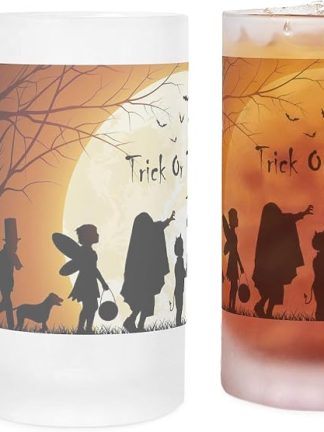 CafePress Хэллоуинская детская кружка для пива Trick Or Treat объемом 16 унций.